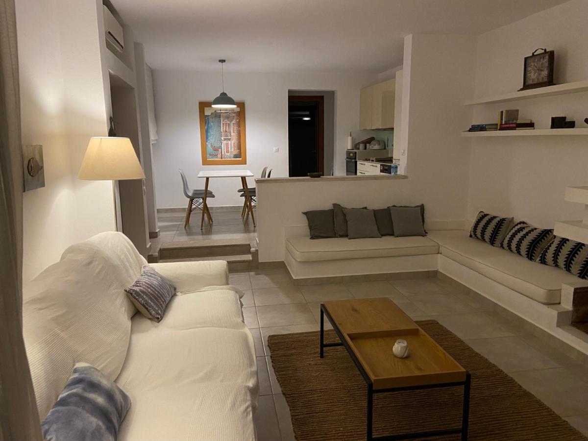 21 Villa Thermisia